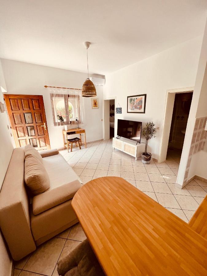 Villa Jela - With Pool نجيفيش المظهر الخارجي الصورة